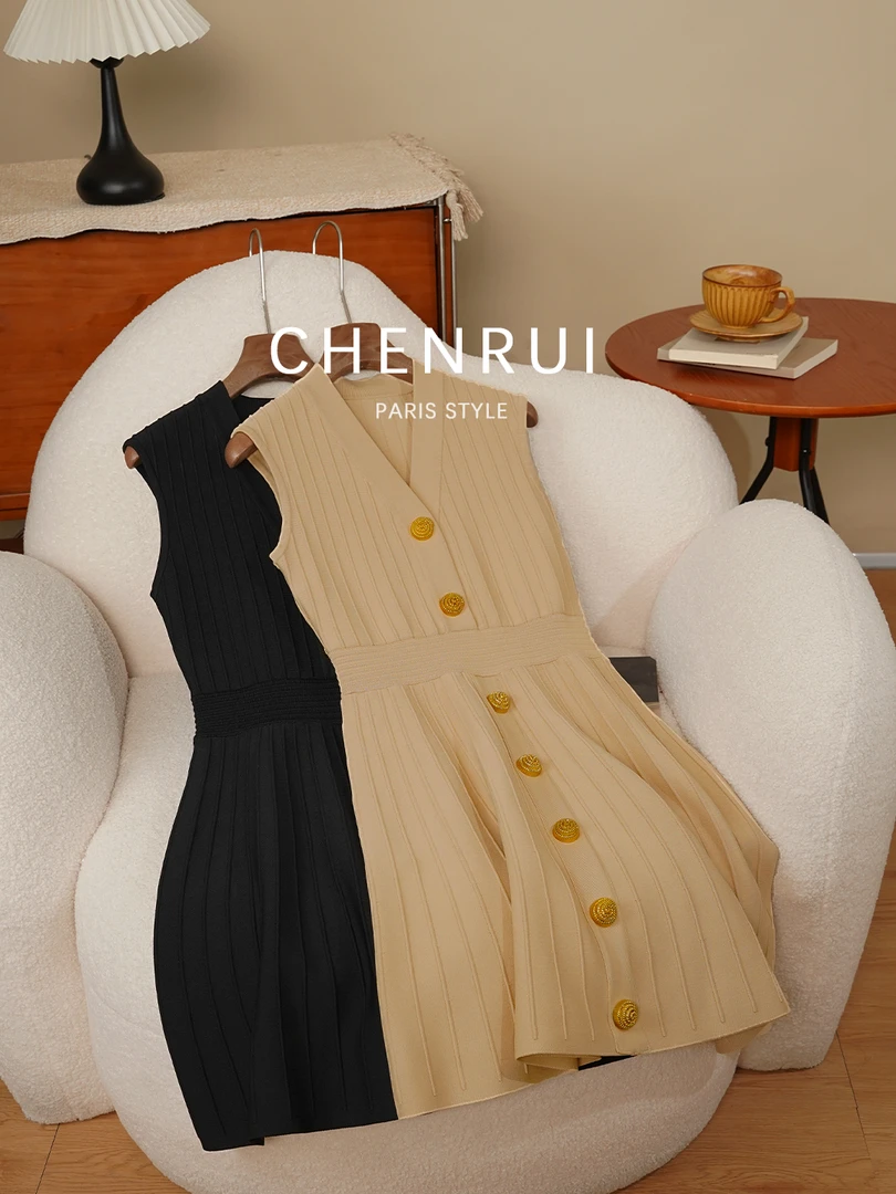 《洒脱浪漫》2025S/SV领金属扣连衣裙“爱神丘比特系列”女士1485