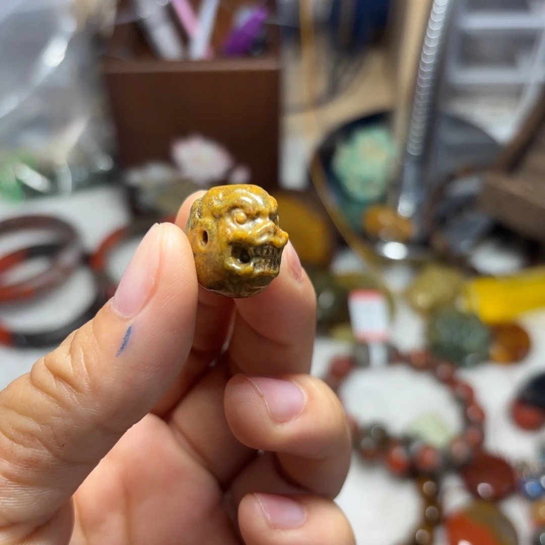 南红玛瑙手链未镶嵌画****界