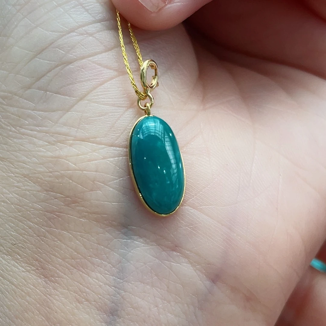 绿松石颈饰18K金镶嵌