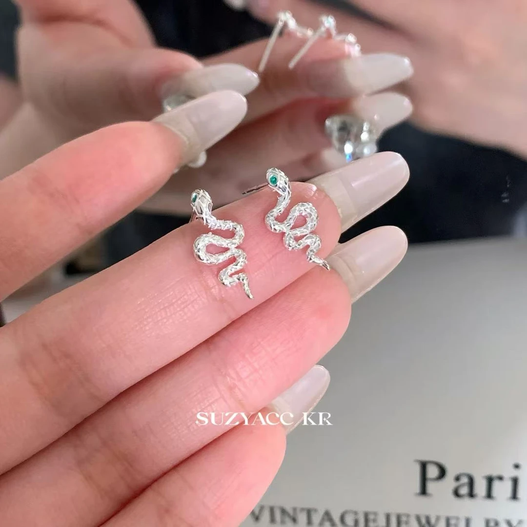 Suzyacc Kr 925银合成锆石耳饰 925银【灵蛇】耳钉气质可爱DE0067