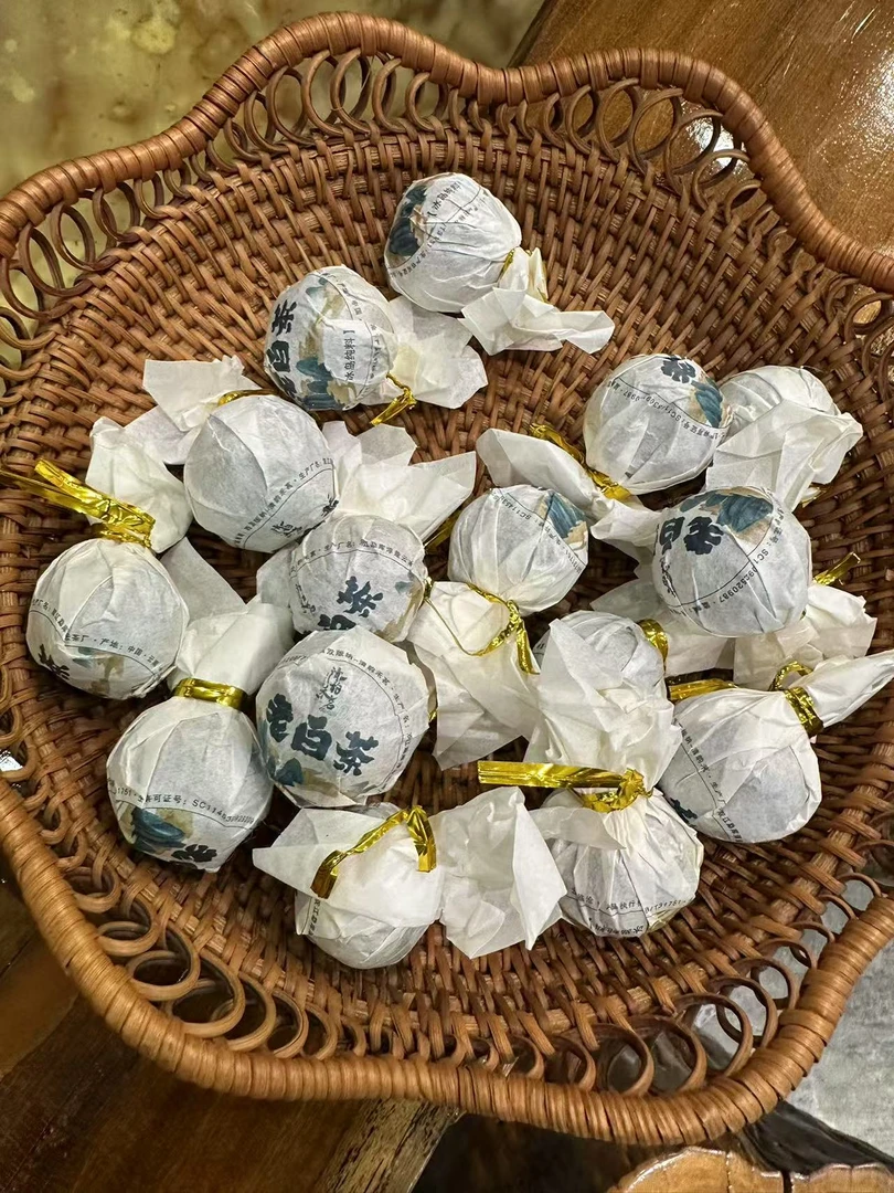 老白茶（龙珠）   2019年