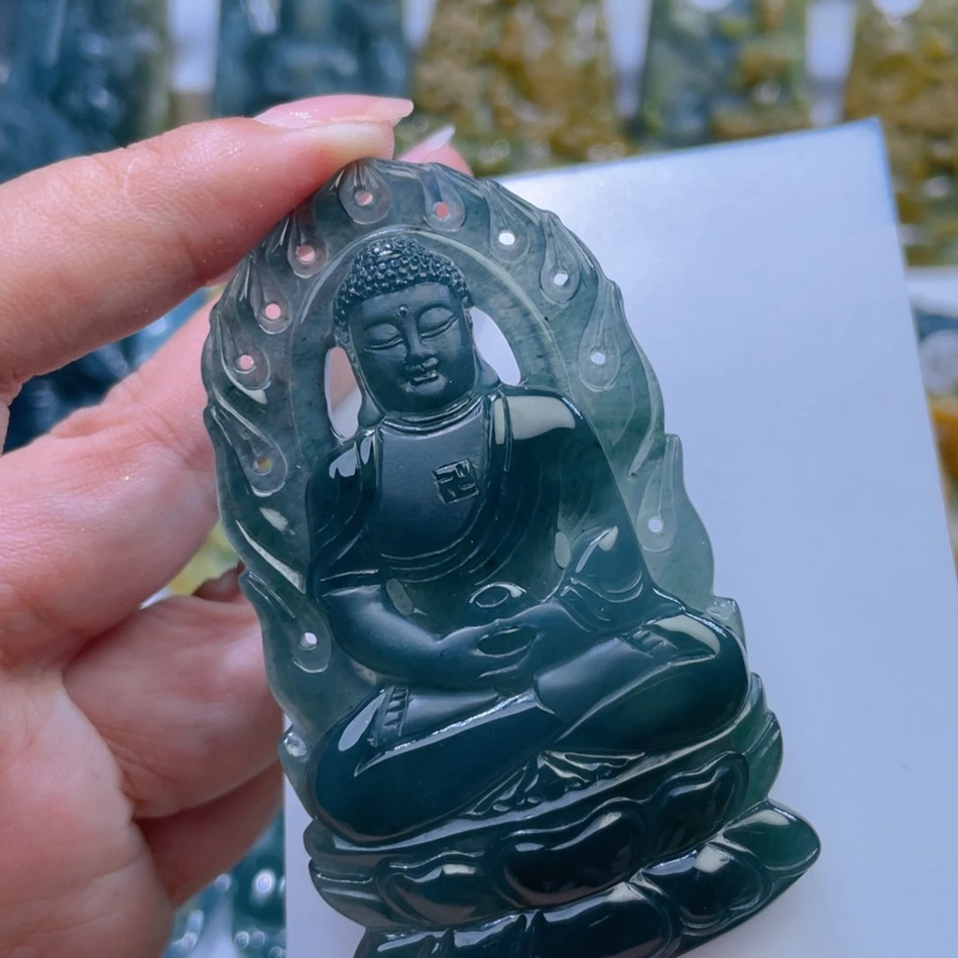 翡翠未镶嵌颈饰华*