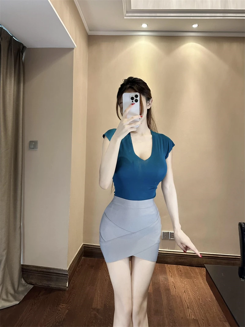 蓝色v领短袖T恤女夏季修身显瘦内搭辣妹弹力紧身收腰显身材上衣