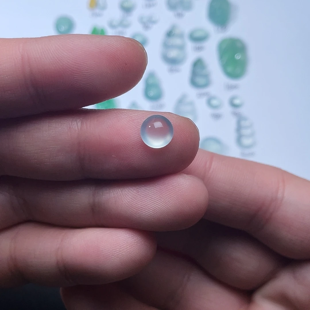 定制翡翠未镶嵌翡翠蛋面