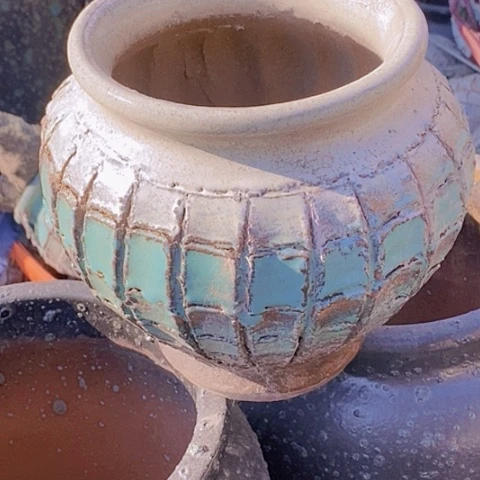 紫砂花盆口15高度18瑕疵