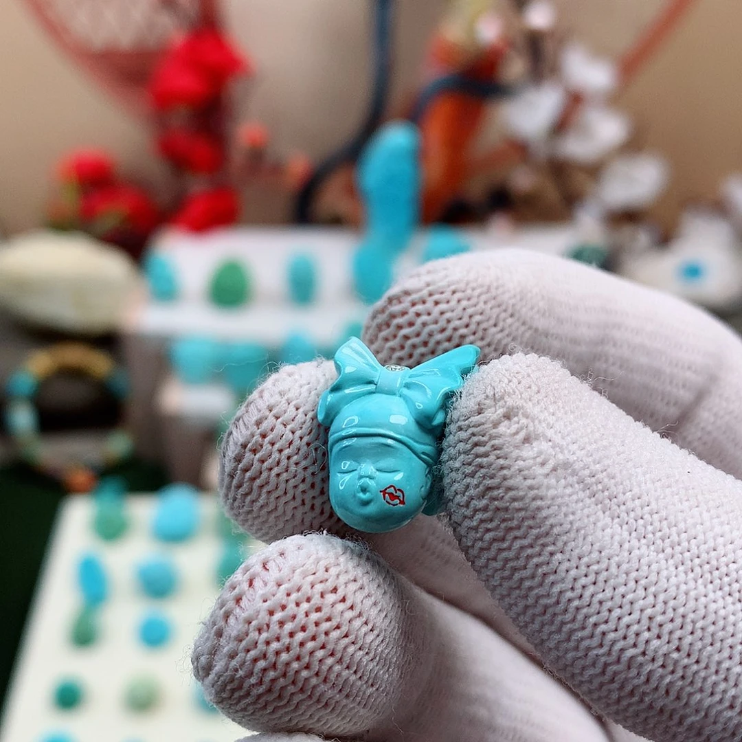 绿松石未镶嵌珠宝奇石