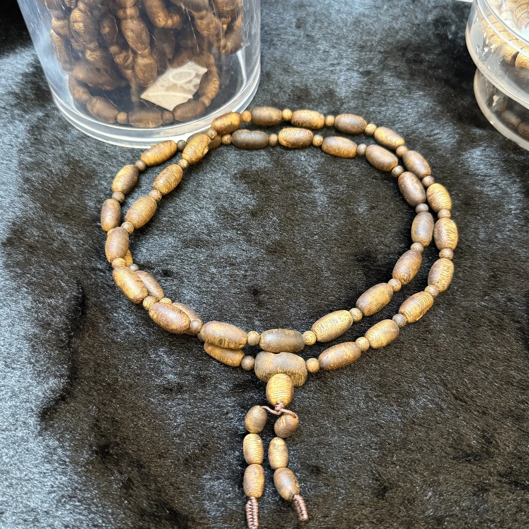 沉香海南绿楠多圈留疤手串（多样性发其一）