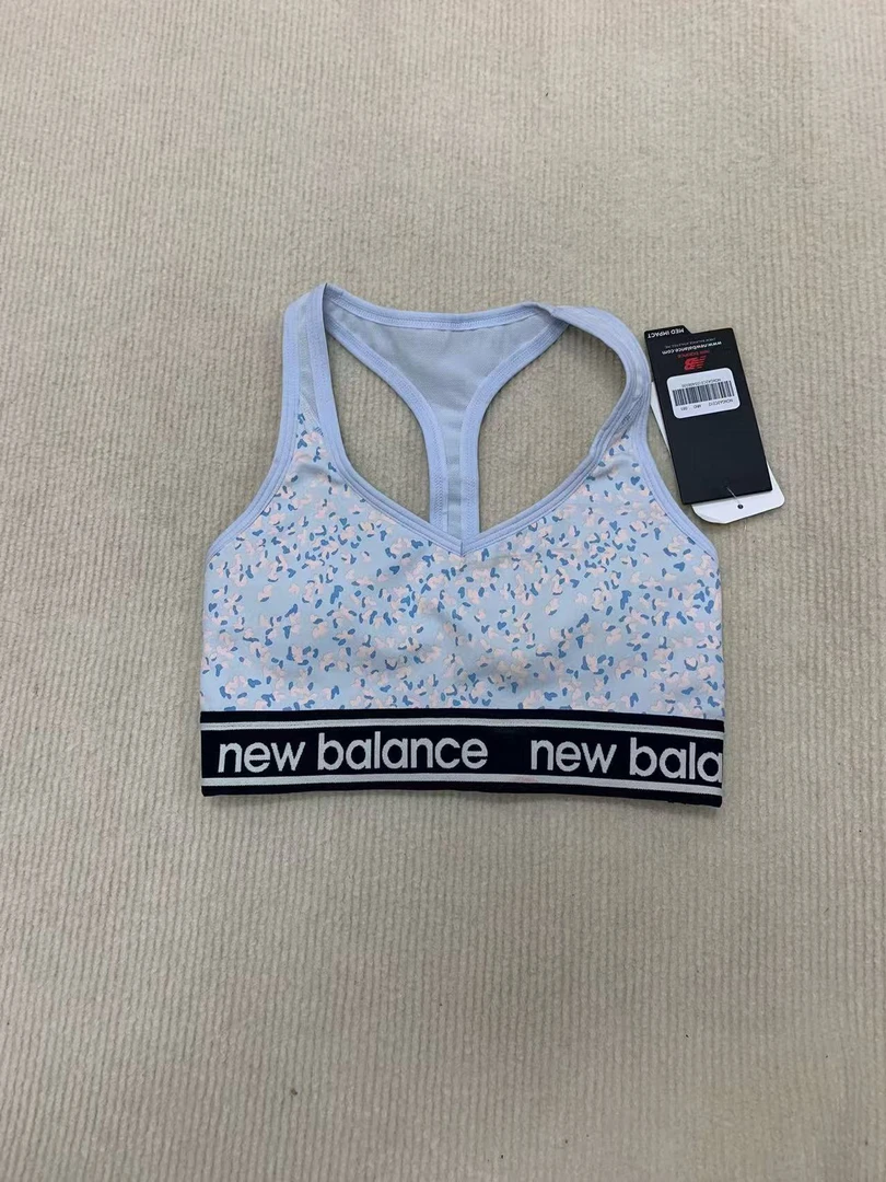 New balance 瑕疵特卖