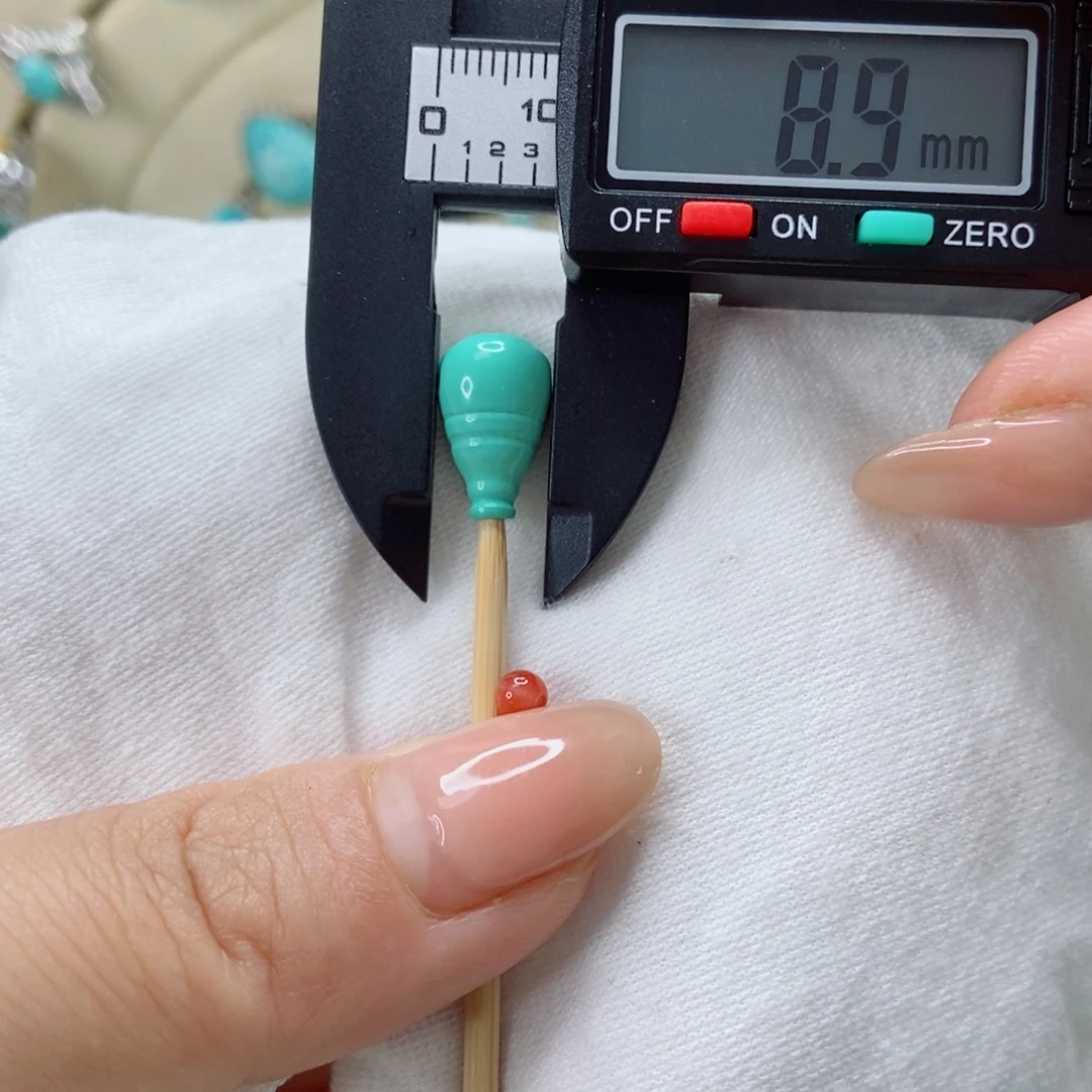 南红玛瑙未镶嵌珠宝奇石