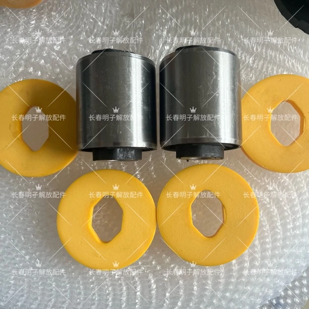 解放J6P原厂前悬衬套B45