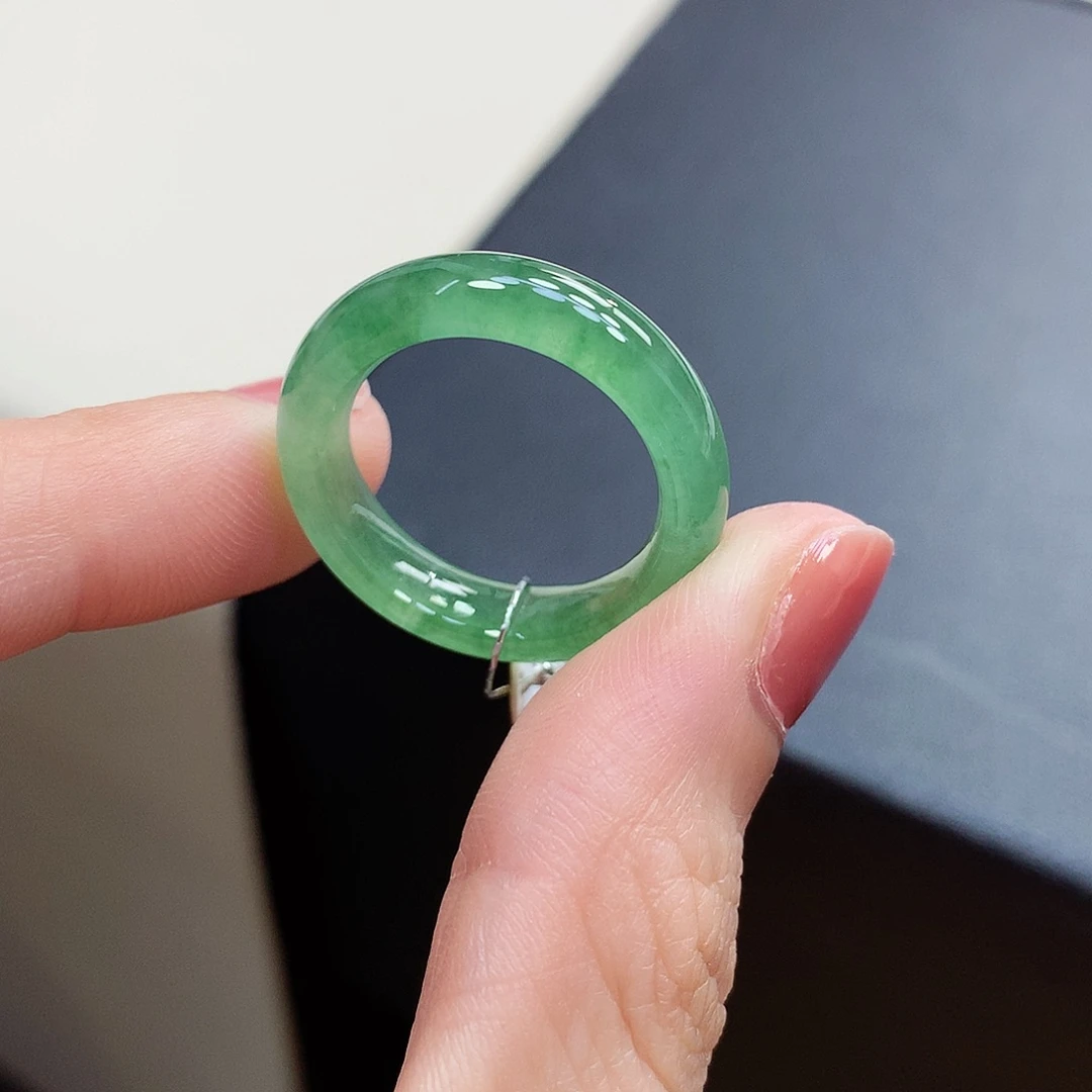 翡翠戒指未镶嵌18号