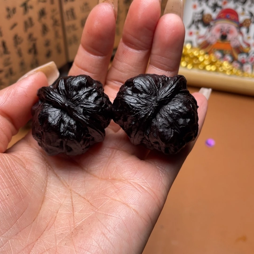 核桃地闷文玩手把件蛤蟆头12