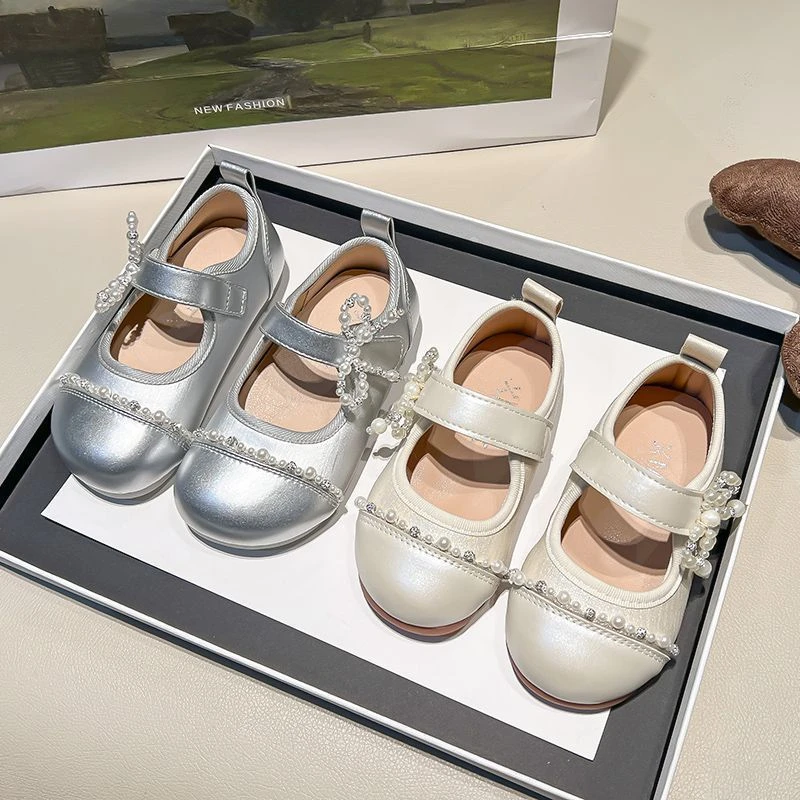 女童公主鞋2025新款秋季儿童小皮鞋春秋女宝软底鞋子银色宝宝单鞋