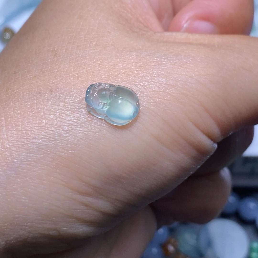 定制翡翠未镶嵌翡翠