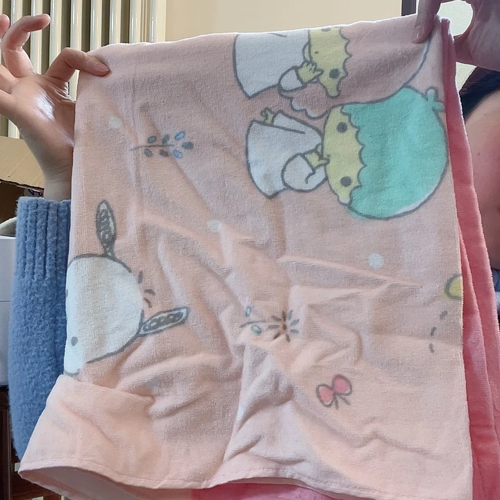 三醋酯纤维粉色浴巾