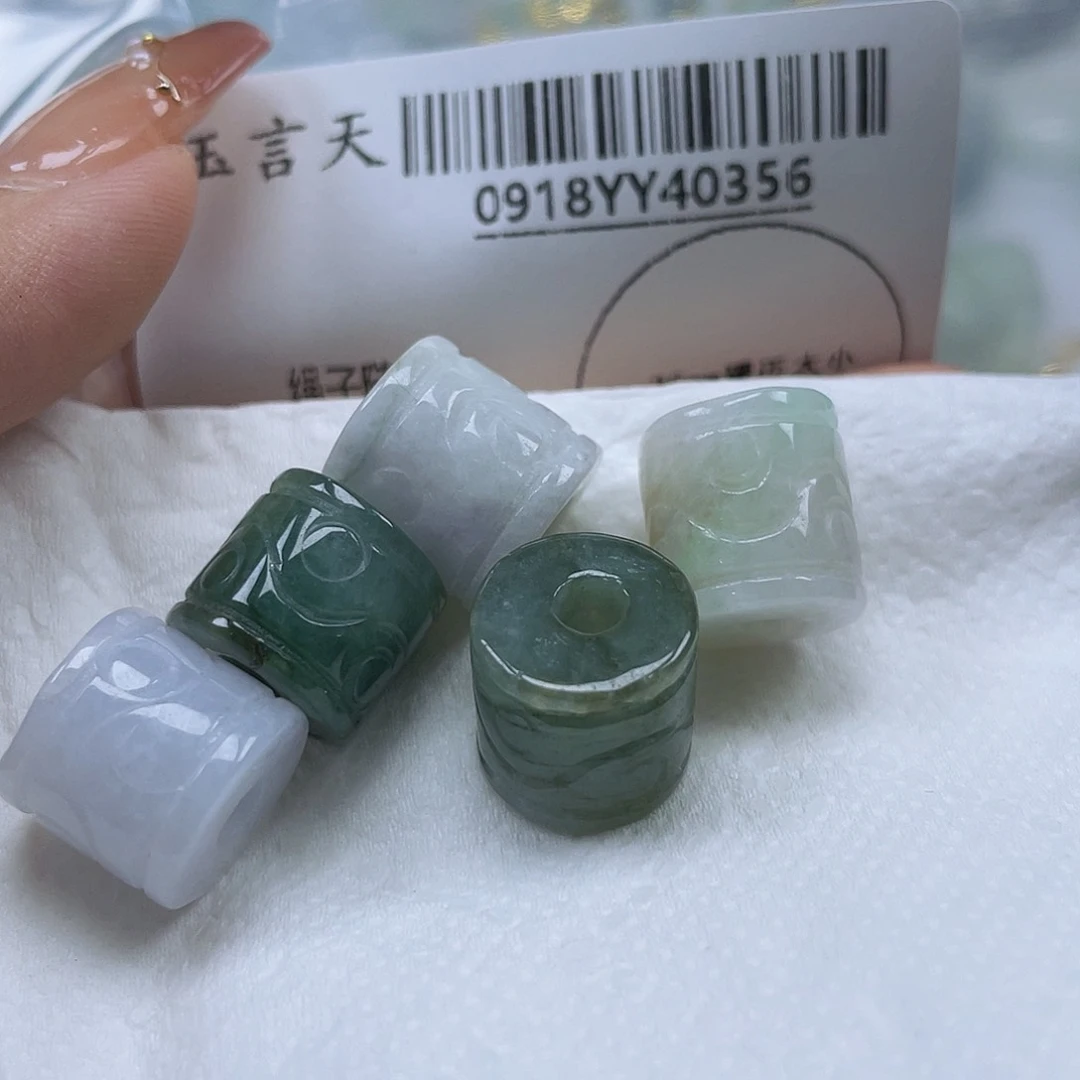 吊坠(不含链)未镶嵌翡翠已*置