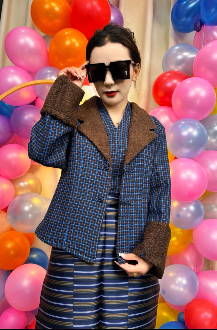 2025款女士高级加绒藏装三件套