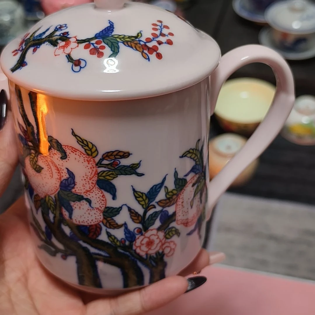 摆件瓷刚好哈哈哈嗝哈哈哈