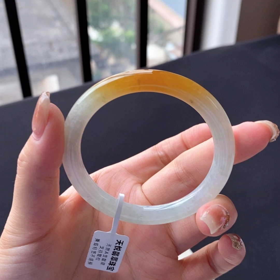 翡翠未镶嵌手镯翡翠