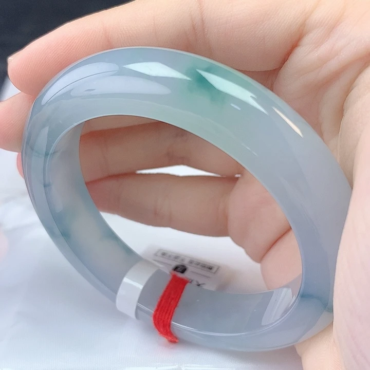 翡翠未镶嵌手镯54圈