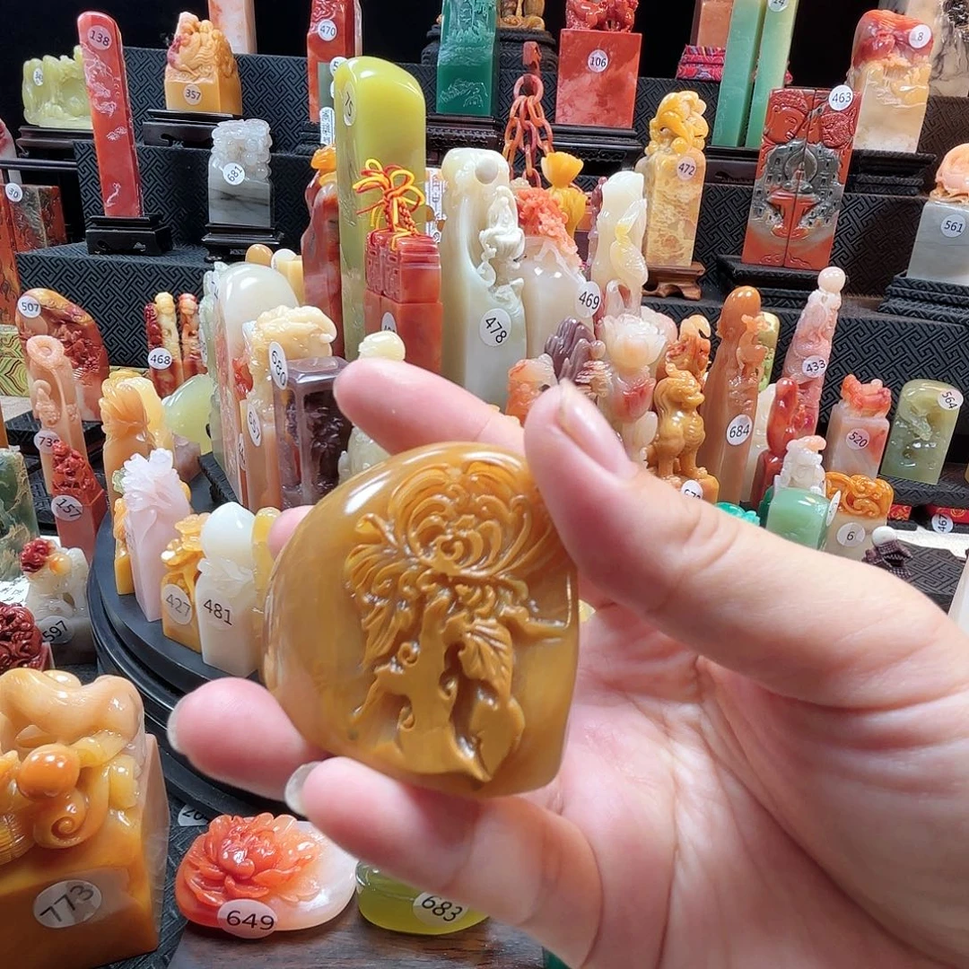 寿山石其他兰花椭圆