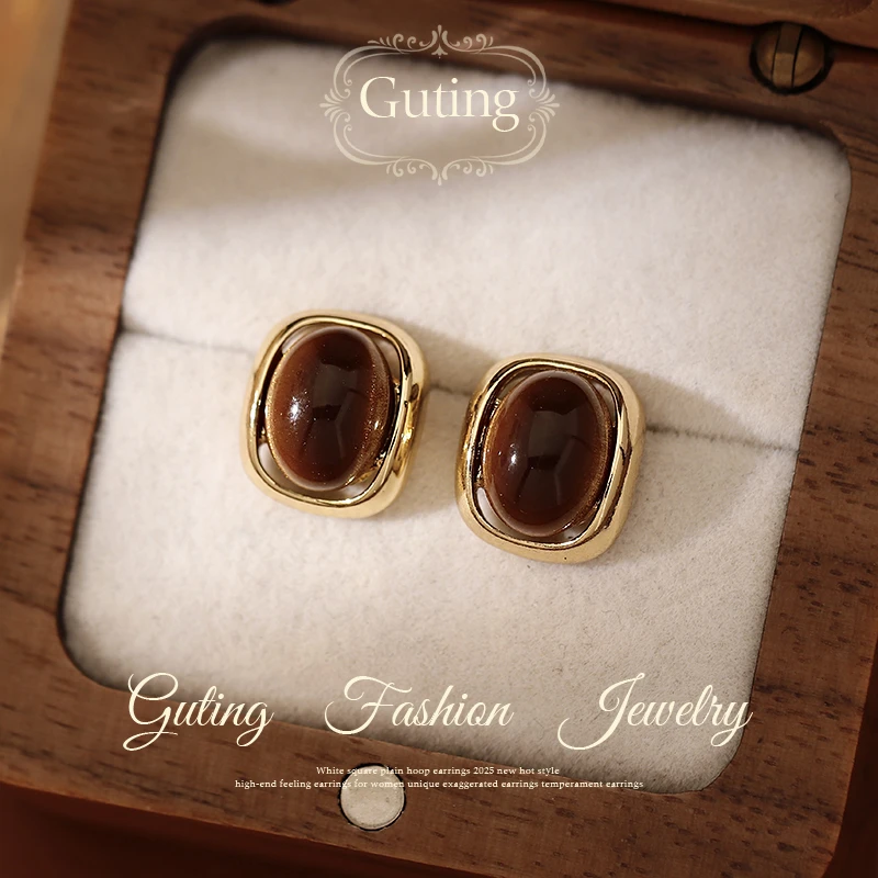 铜合金耳饰 22837美拉德咖色几何豆豆耳钉女高级感耳饰精致耳环