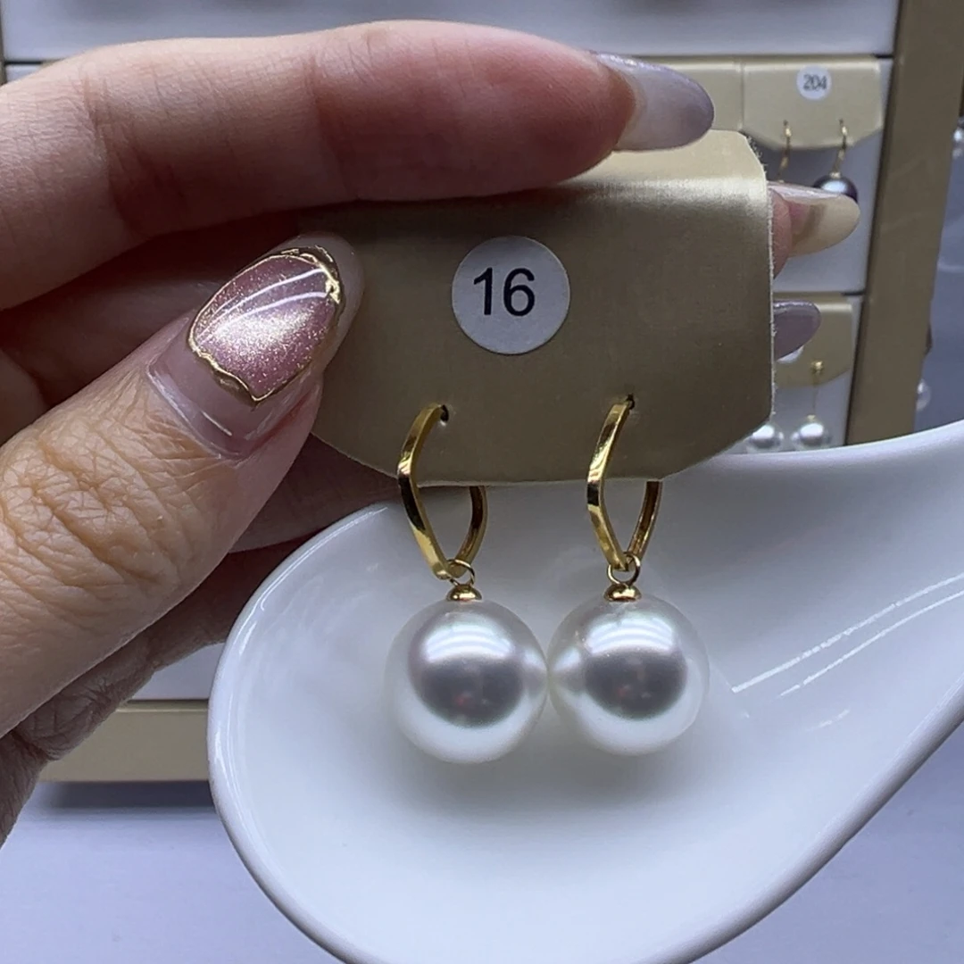 18K金镶嵌耳饰淡水珍珠