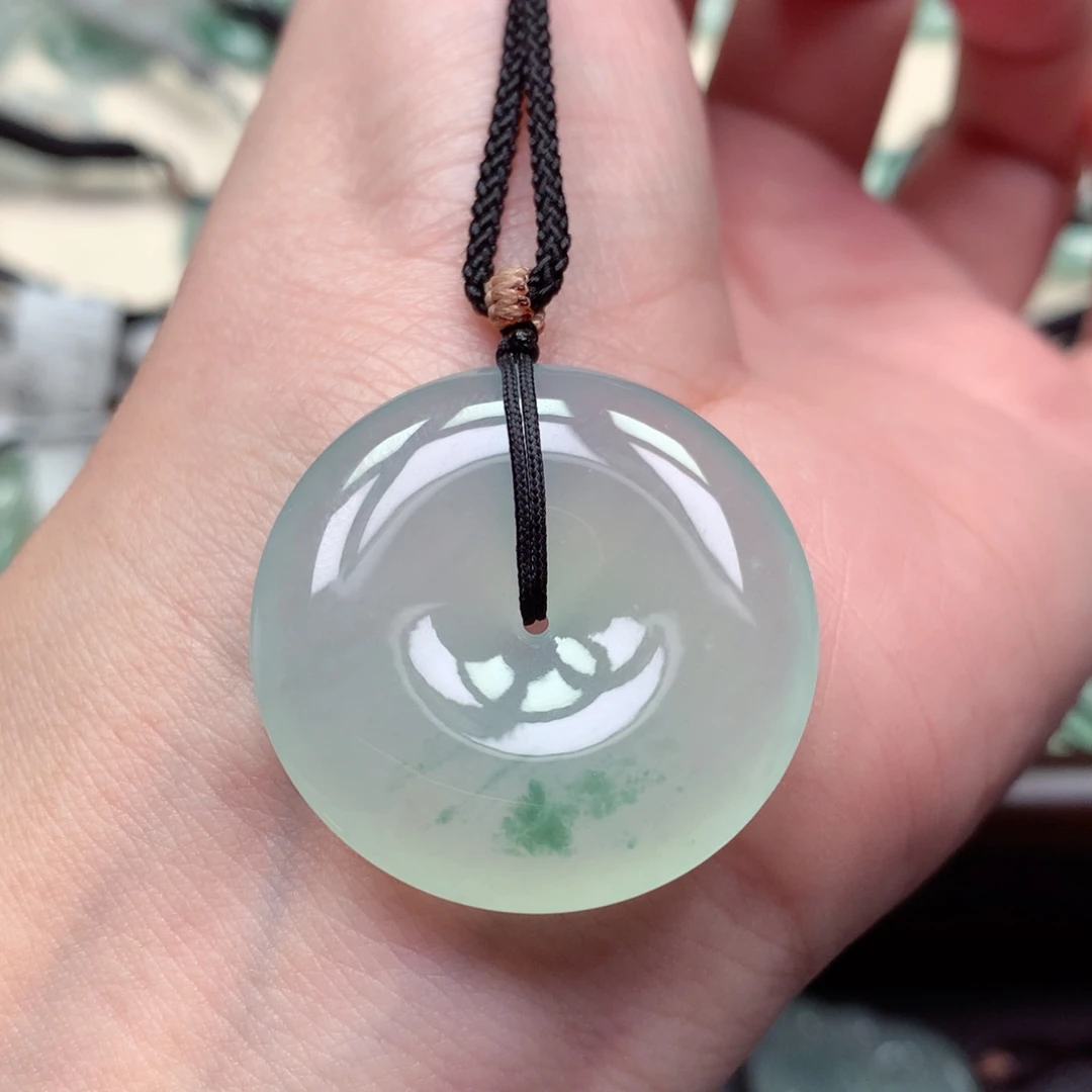 翡翠未镶嵌颈饰扣子