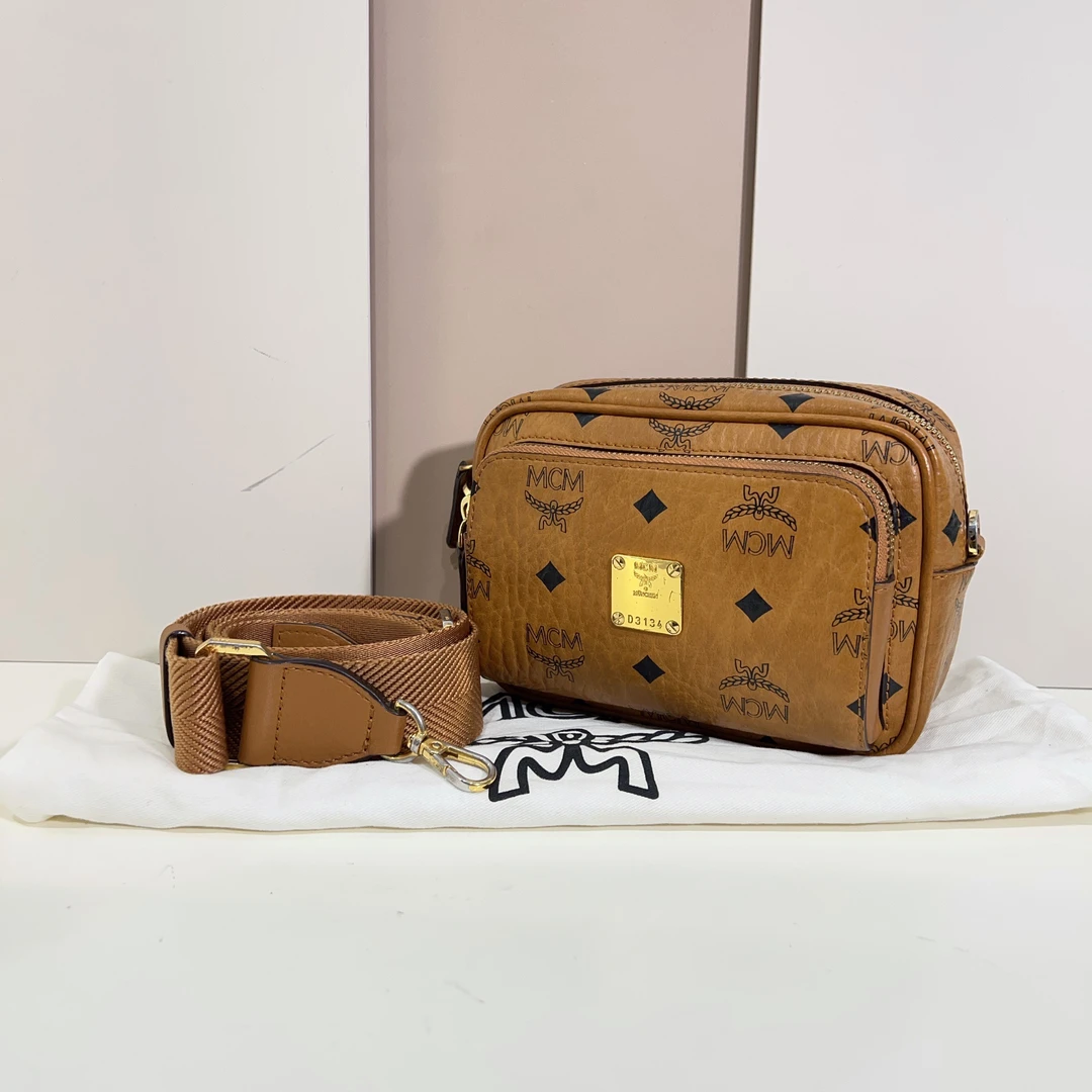 95新 MCM mcm相机包 cj4885