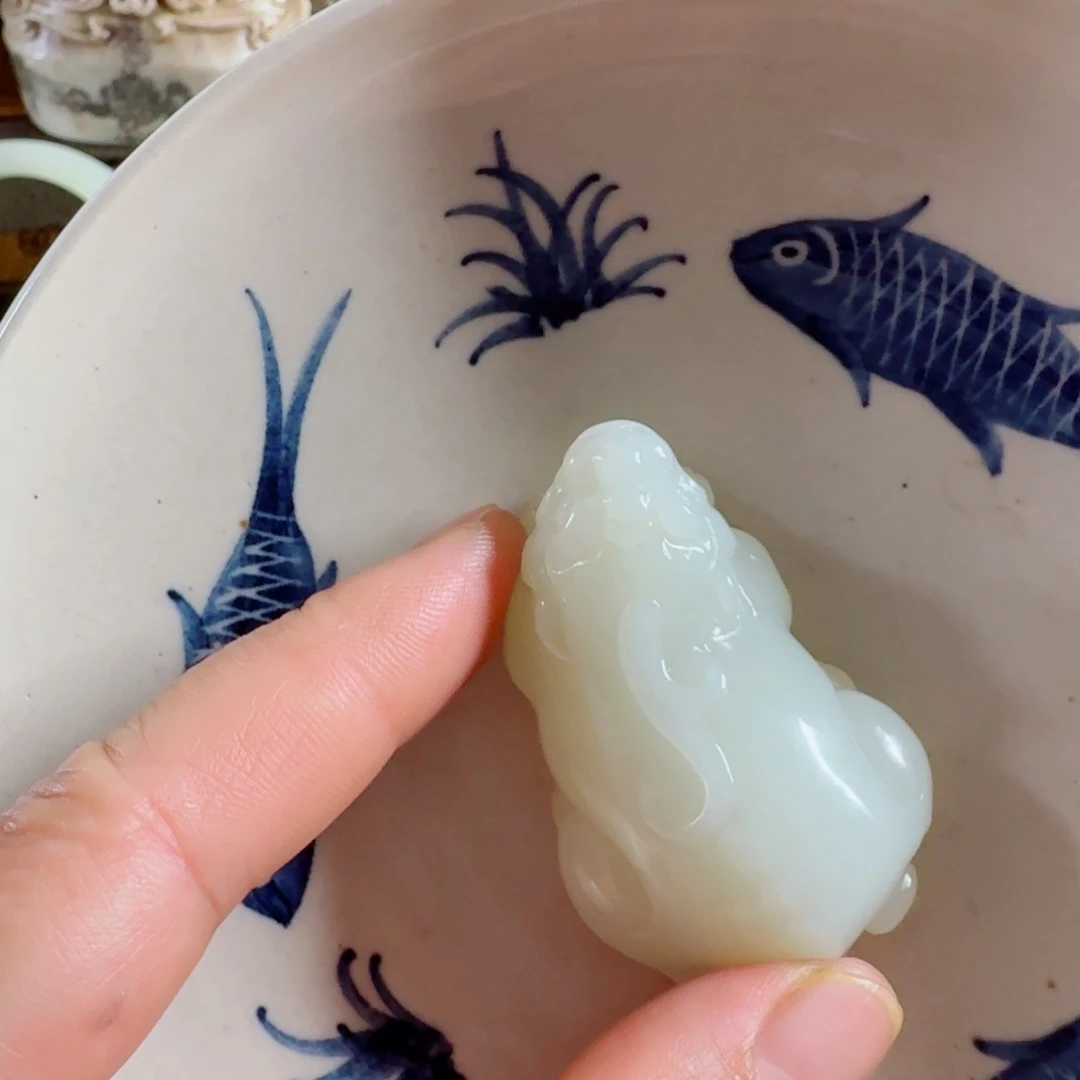 摆件自**康新号开播瓷器一个