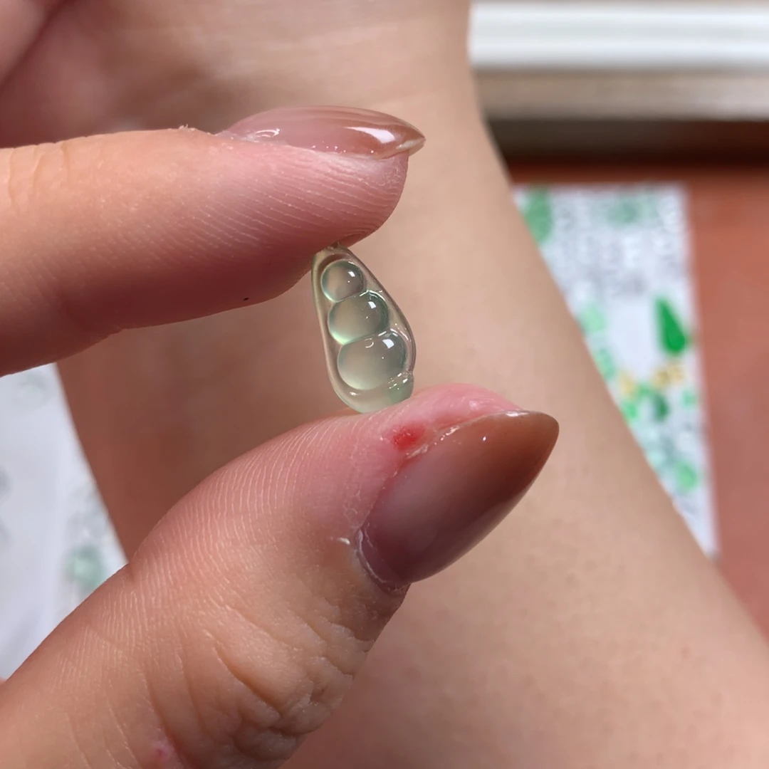 翡翠未镶嵌颈饰荷兰豆荚