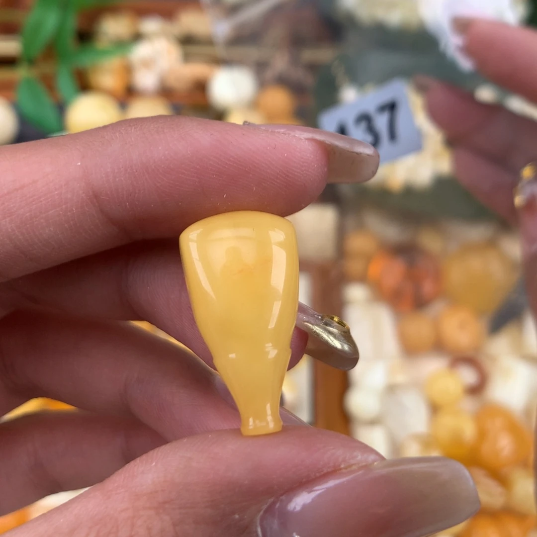 琥珀珠宝奇石未镶嵌12.7@