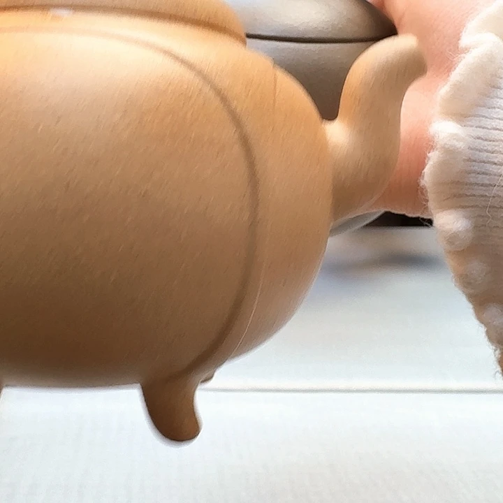 紫砂茶壶日***雨宜兴紫砂工艺美术精品