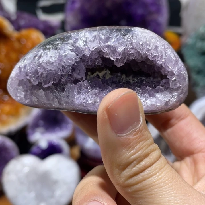 紫晶大型摆件（非配饰）未镶嵌