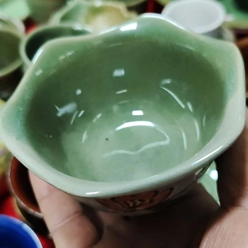 瓷片盘，沙锅，碗，盘，各种摆件，盘