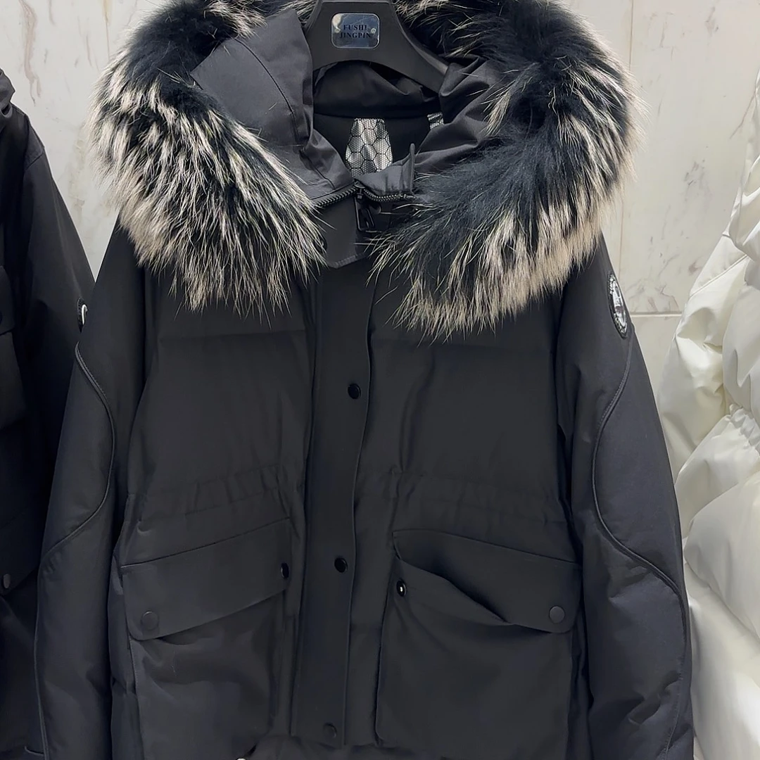 凯撒世家90鹅绒服