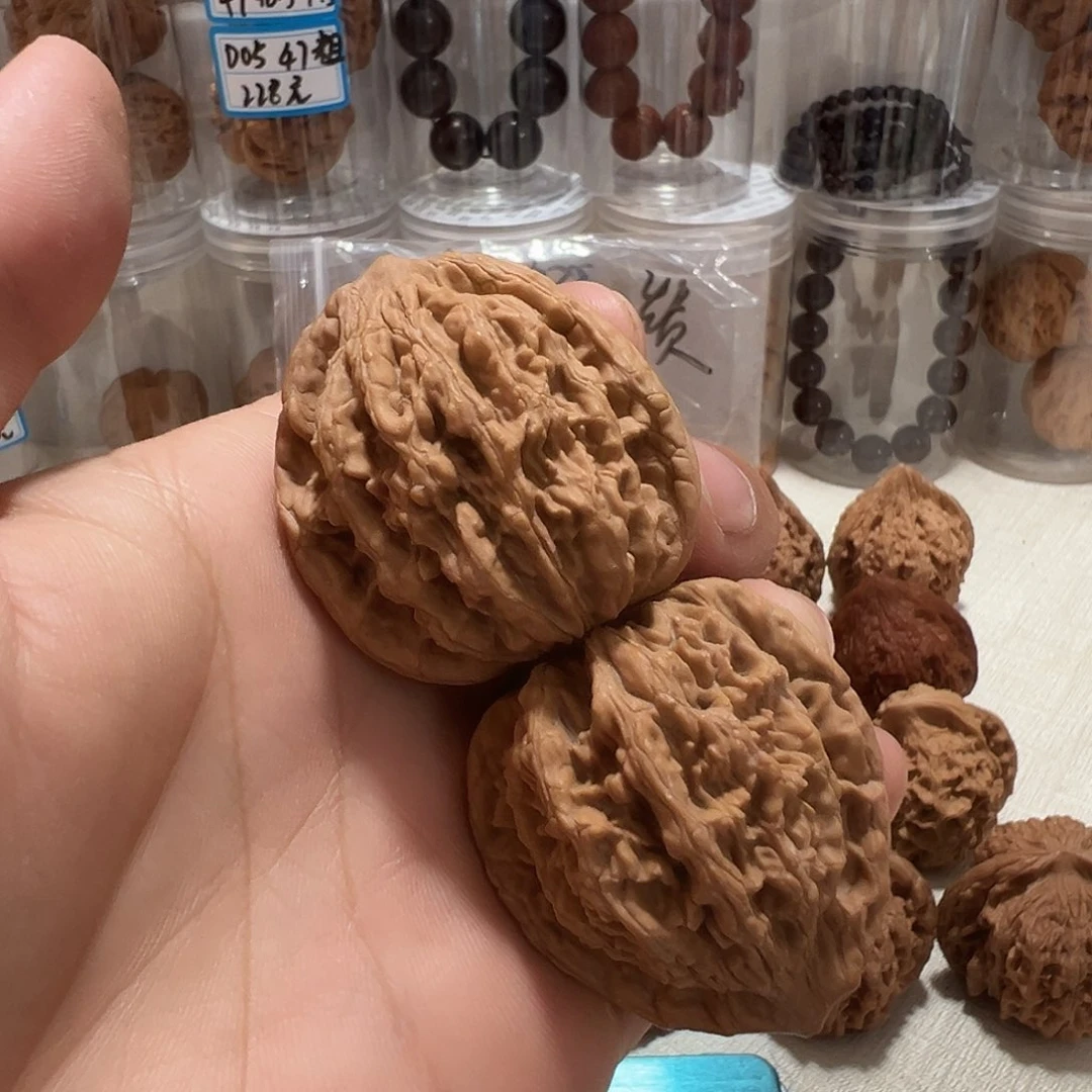 12号文玩核桃39尺麦穗虎头