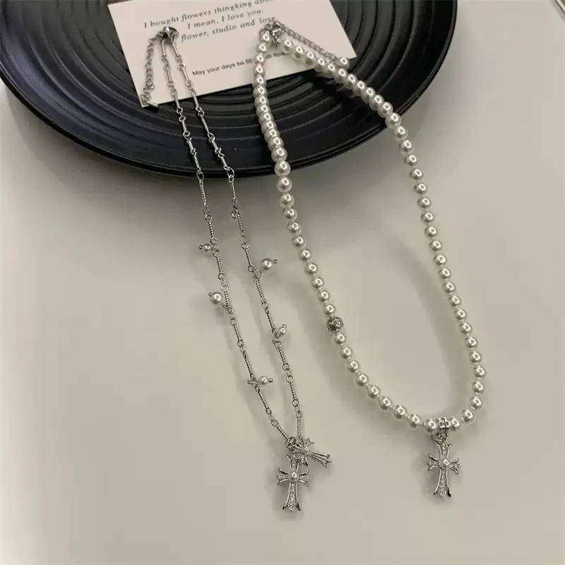 合金项链  辣妹专属～ 法式复古十字架吊坠仿轻奢双层叠戴锁骨链