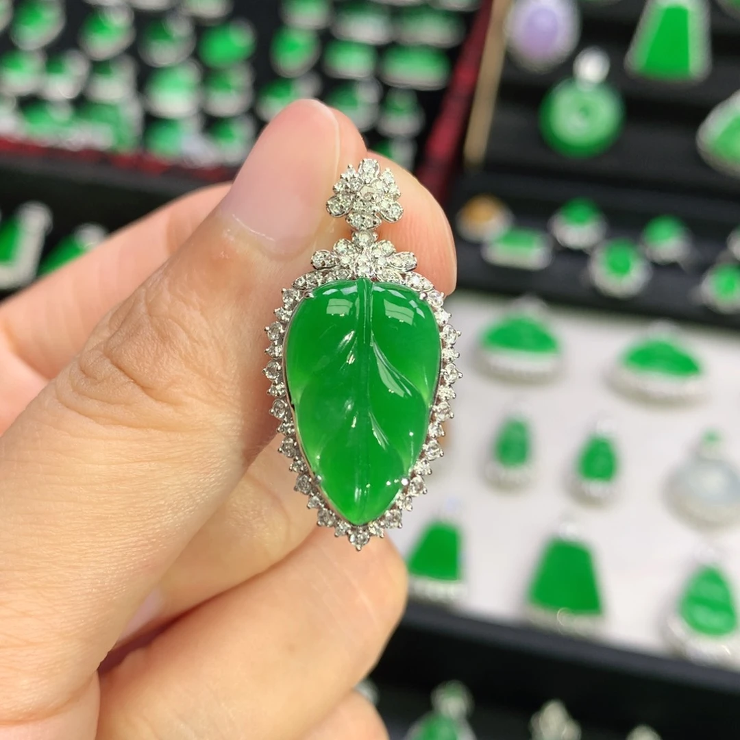 翡翠18K金镶嵌吊坠(不含链)