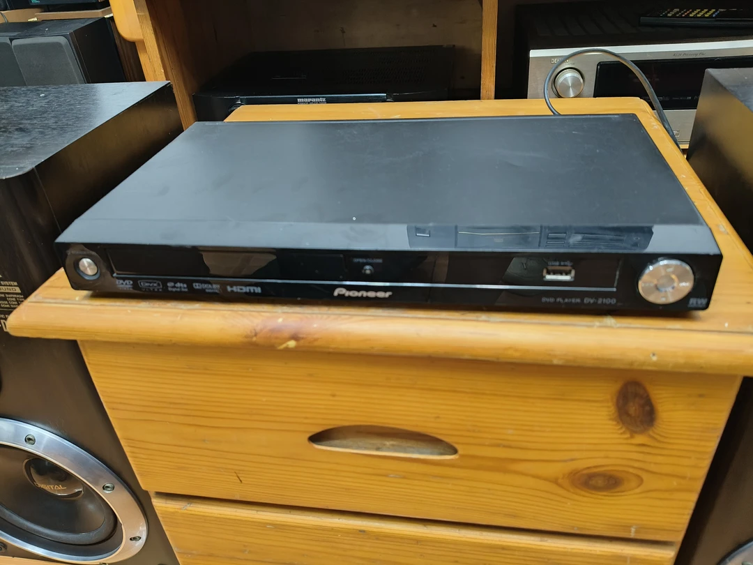 XF,DVD机，不支持七天无理由退换货，运费买家自理