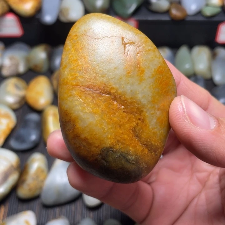 和田玉未镶嵌把件87