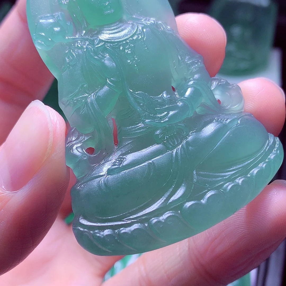 一****定制翡翠未镶嵌天然翡翠A货毛货挂件