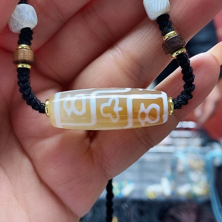 玛瑙/玉髓颈饰合金