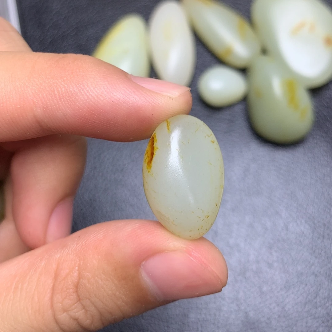 小***妈和田玉未镶嵌挂件