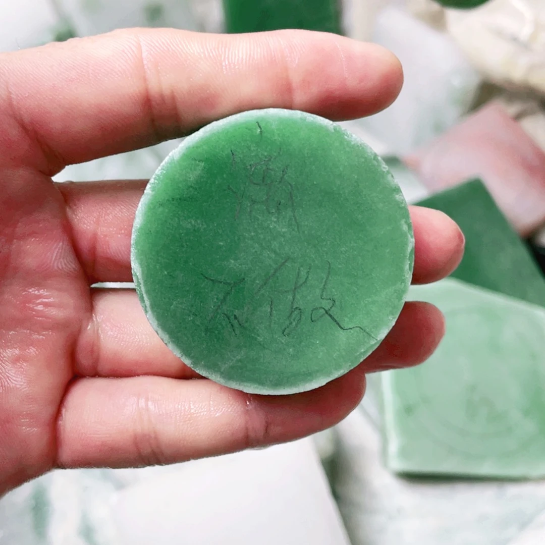 定制石英质玉漓牌子