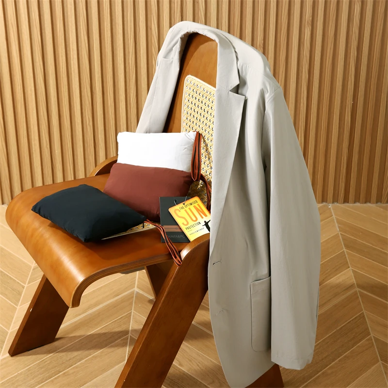 优雅都市风 可收纳春夏季高弹速干防晒薄款通勤男士休闲西服外套