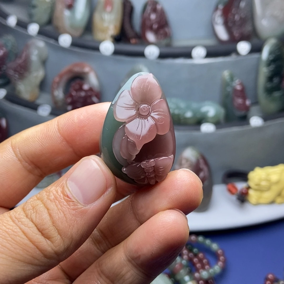 爱***谁玛瑙/玉髓未镶嵌颈饰