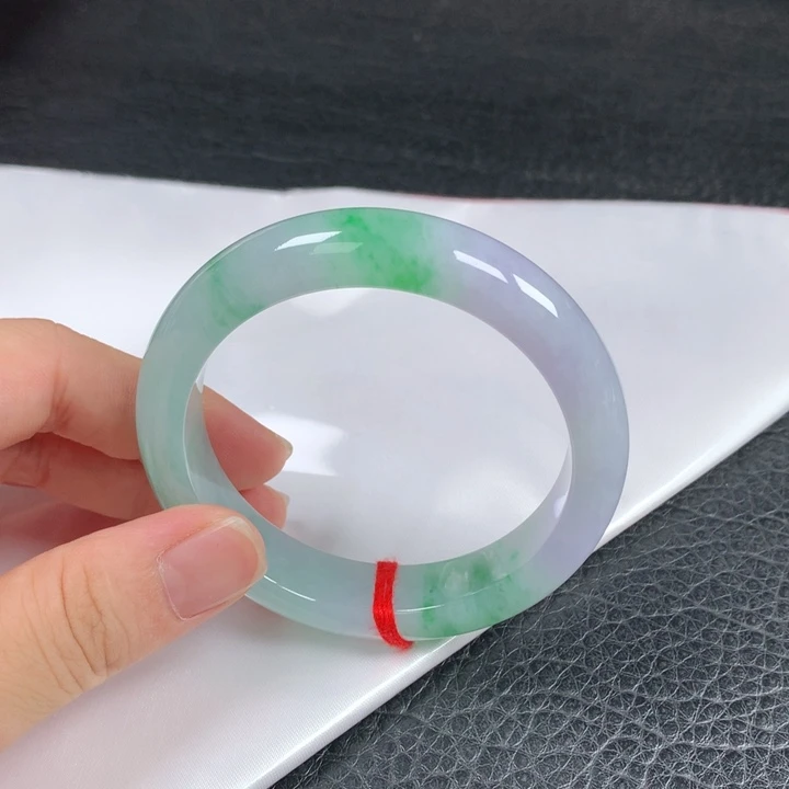未镶嵌手镯翡翠。。
