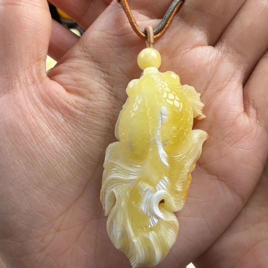 琥珀未镶嵌颈饰纯天然琥珀蜜蜡无优化