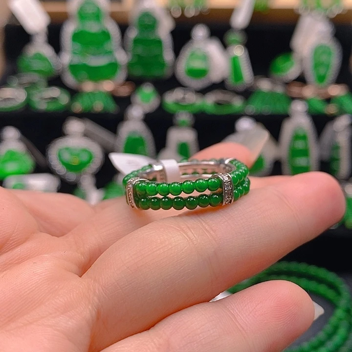 翡翠未镶嵌戒指12255569